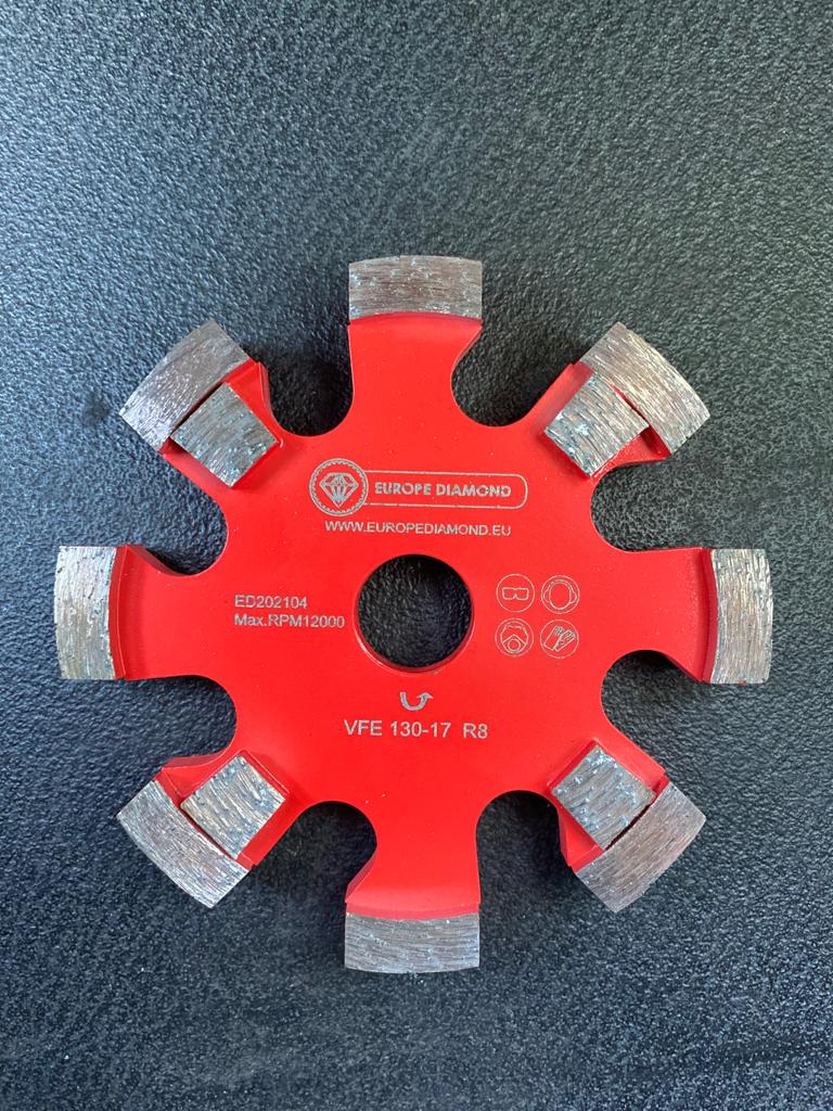 GVHAKG Diamant Frässcheibe 130mm, 17 Mm Räumscheibe 8 Segmente U Foermige Nut Verbreiten Fuer Fussbodenheizung Sehr Harte Betonboeden Und Entfernung, Fussbodenerwaermung Trockenschnitt 4500778358